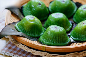 Bánh dẻo đậu xanh lá dứa - Hương vị truyền thống thơm ngon, dễ làm tại nhà