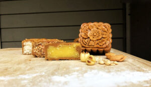 Bánh Trung Thu Sữa Dừa: Hương Vị Truyền Thống Đậm Đà Ngày Tết Trung Thu