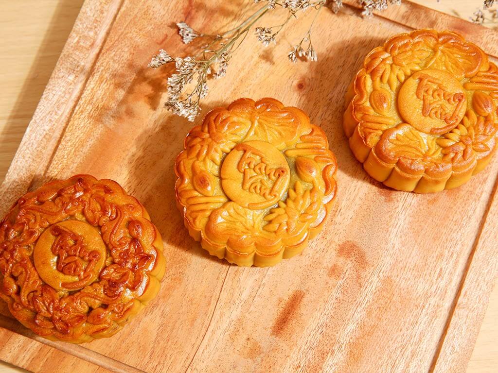 Bánh Trung Thu Kinh Đô 800g - Món Quà Tết Trung Thu Hoàn Hảo